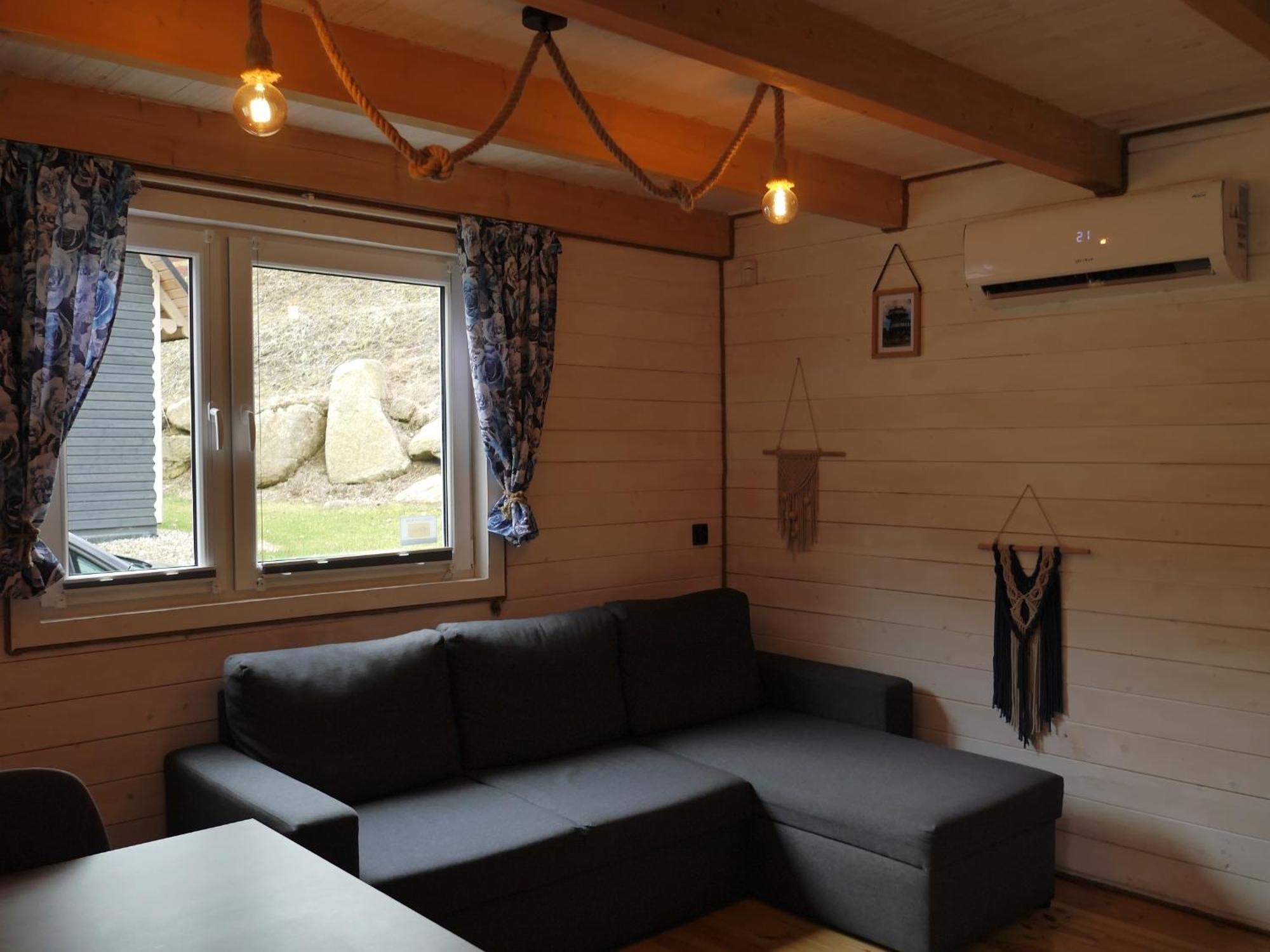 Dziedziniec Karkonoszy Holiday home *